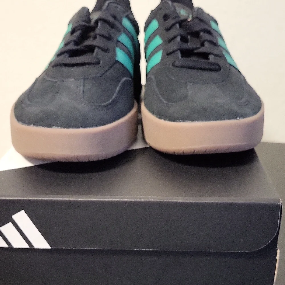 Adidas Men's 8, Women's 9 Black and Green Barreda - Picture 6 of 9